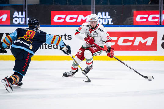 Djurgårdens Cameron Schilling och Moras Albin Grewe
