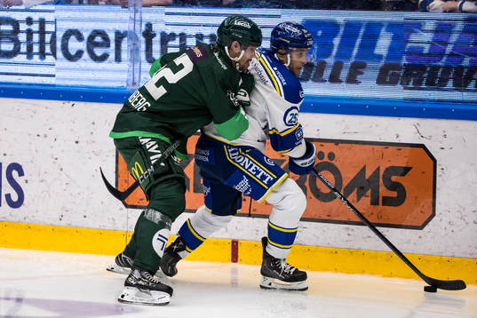 Färjestads Per Åslund och Leksands Carter Camper