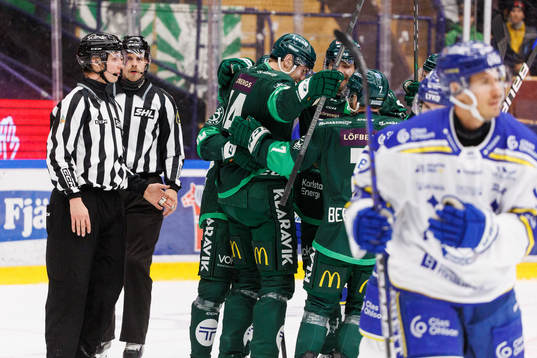 Färjestads spelare jublar