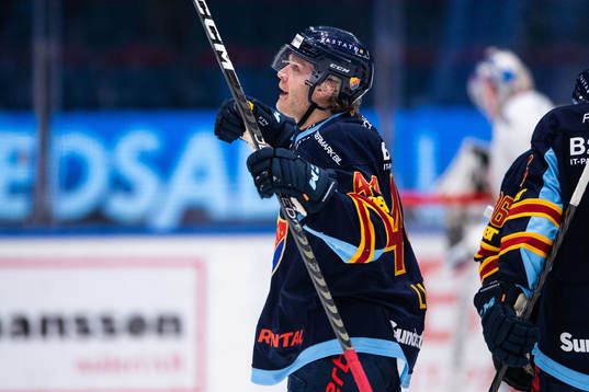 Djurgårdens Olle Liss jublar