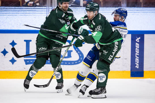 Färjestads Max Lindroth och Michael Lindqvist och Leksands