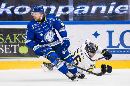 Leksands Anton Lindholm och HV71s Fredrik Forsberg