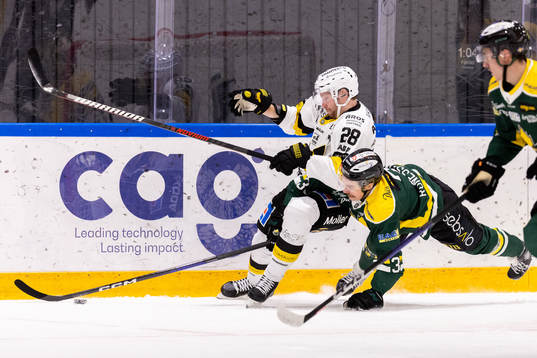 Västerås Lukas Zetterberg och Östersunds Albin Runesson