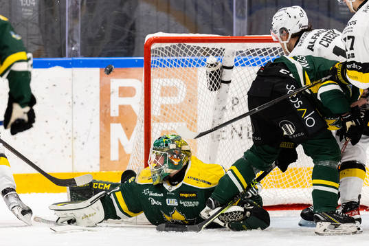 Östersunds målvakt Isak Mantler