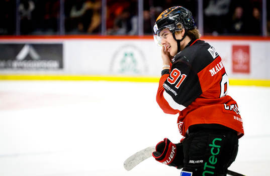 Örebros Leo Carlsson deppar