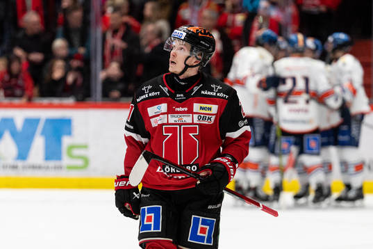 Örebros Linus Öberg deppar