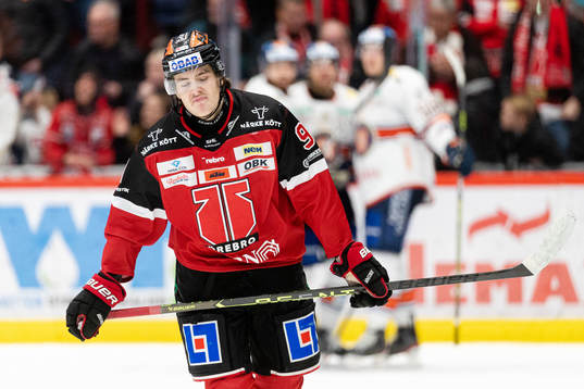 Örebros Leo Carlsson deppar