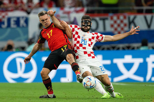 Leandro Trossard of Belgium and Josko Gvardiol of Belgium