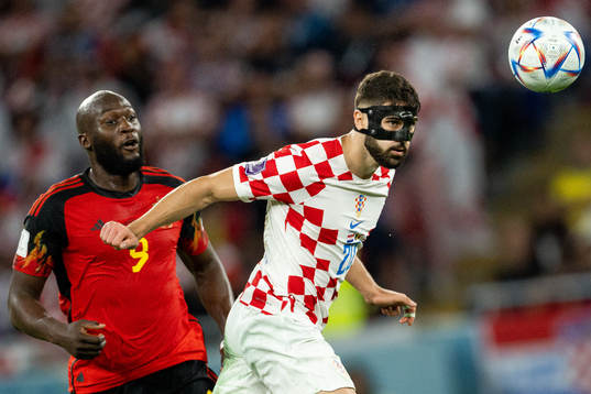 Romelu Lukaku of Belgium and Josko Gvardiol of Croatia