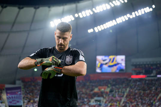 goalkeeper Unai Simon of Spain