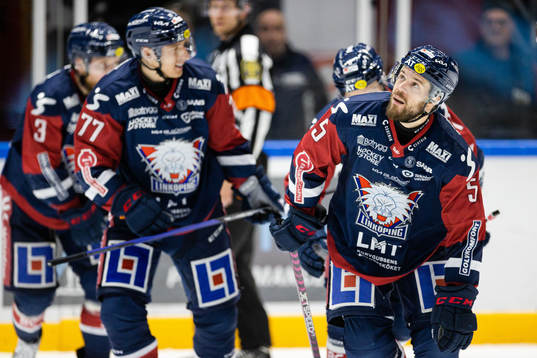 Linköpings Oscar Fantenberg jublar