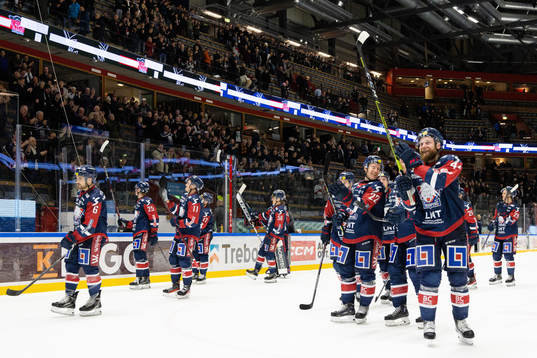 Linköpings spelare jublar