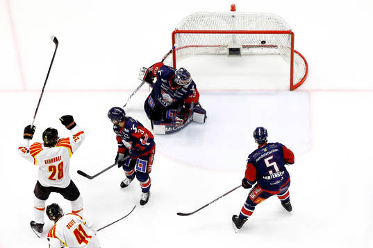 Brynäs Johannes Kinnvall jublar