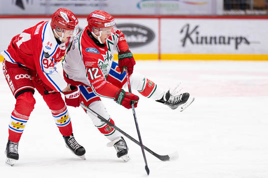 Timrås Sebastian Hartmann och Frölundas Max Friberg