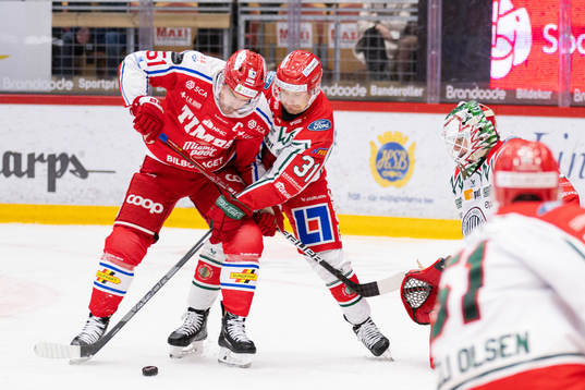 Timrås Anton Lander och Frölundas Nicklas Lasu