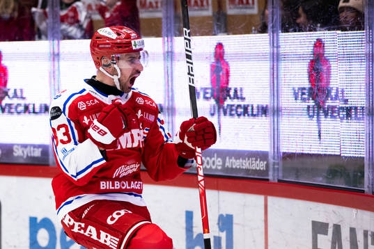 Timrås Albin Lundin jublar