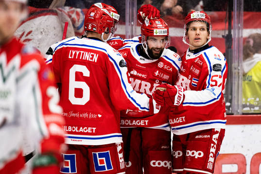 Timrås Robin Hanzl jublar