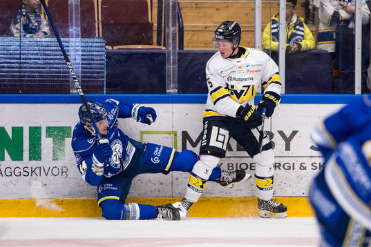 Leksands Carter Ashton och HV71s Victor Sjöholm