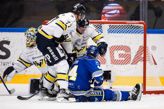 Leksands Carter Ashton och HV71s Victor Sjöholm
