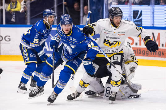 Leksands Carter Ashton och HV71s Eric Martinsson