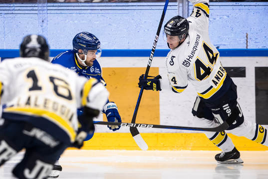 Leksands Oskar Lang och HV71s Emil Andrae