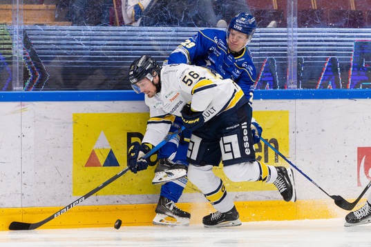 HV71s Fredrik Forsberg och Leksands Emil Heineman