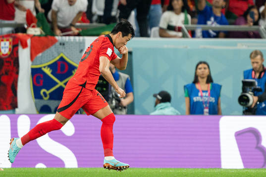 Younggwon Kim of South Korea celebrates the 1-1 goal