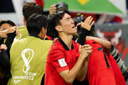 Inbeom Hwang of South Korea celebrates the 2-1 goal by