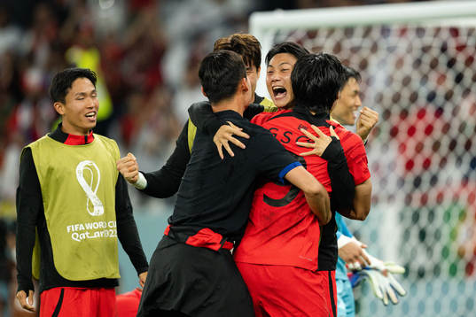 Players of South Korea celebrate