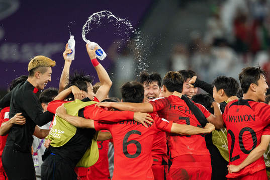 Players of South Korea celebrate