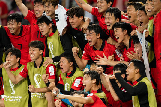 Players of South Korea celebrate