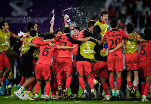 Players of South Korea celebrate