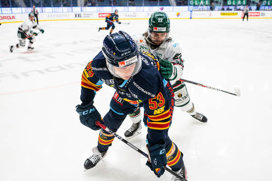 Djurgårdens David Blomgren och Tingsryds Tobias Björklund