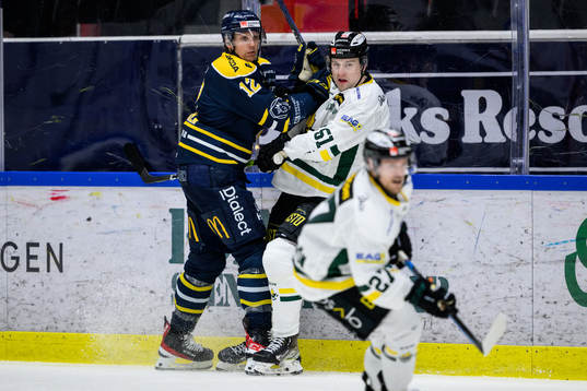 Södertäljes Viktor Liljegren och Östersunds Alexander