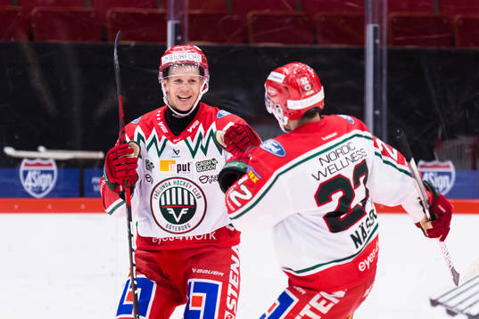 Frölundas Max Friberg (v) gör 2-5 i öppet mål och