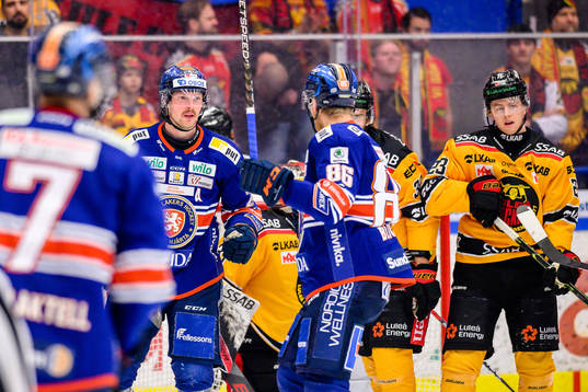 Växjös Martin Lundberg jublar