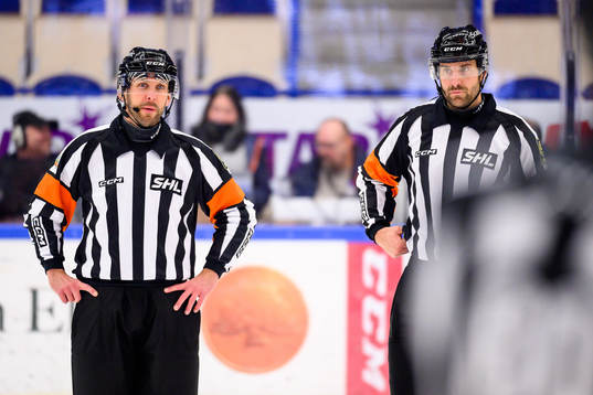 Domare Marcus Linde och Domare Mikael Sjöqvist