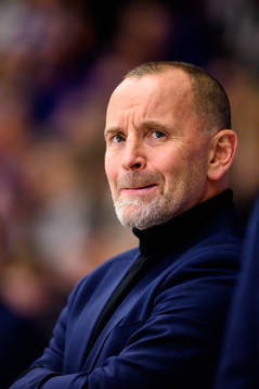 Luleås tränare Thomas Berglund deppar