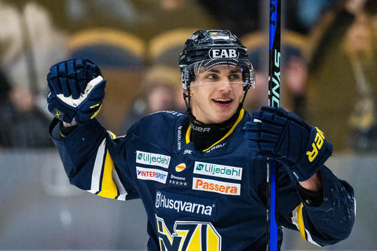 HV71s Herman Hansson jublar