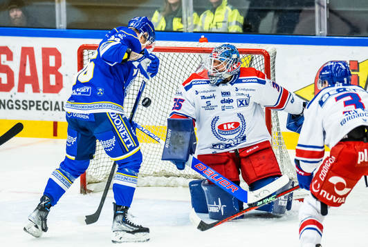 Leksands Lucas Elvenes och Oskarshamns målvakt Joe Cannata