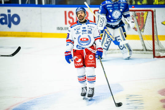 Oskarshamns Cameron Brace deppar