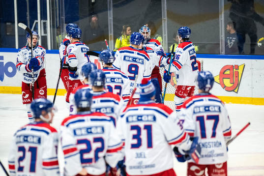 Oskarshamns spelare jublar