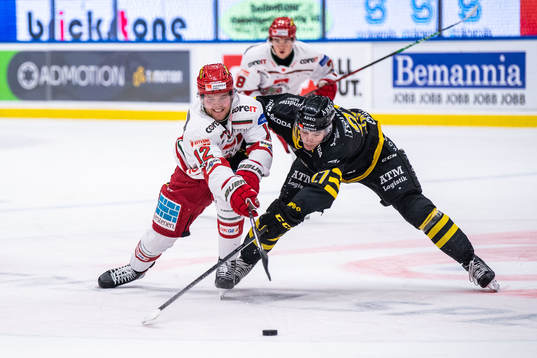 Modos Oscar Pettersson och AIKs Maksim Semjonov