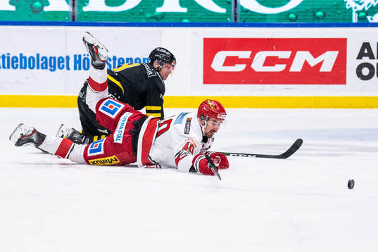 AIKs Richard Gynge och Modos David Bernhardt