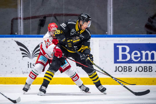 Modos Jakob Noren och AIKs Oscar Nord
