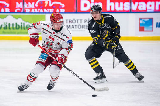 Modos Sebastian Ohlsson och AIKs William Ignberg Nilsson