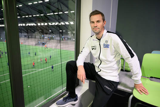 Niclas Alexandersson, tränare på Änglagårdsskolan