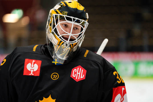 Skellefteås målvakt Linus Söderström