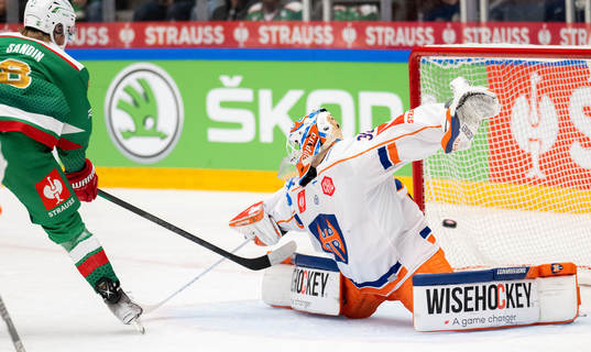 Linus Sandin of Rögle scores the 2-0 goal against