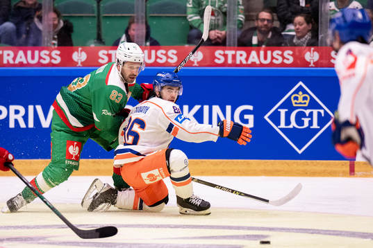 Riley Sheen of Rögle and Philip Granath of Tappara
